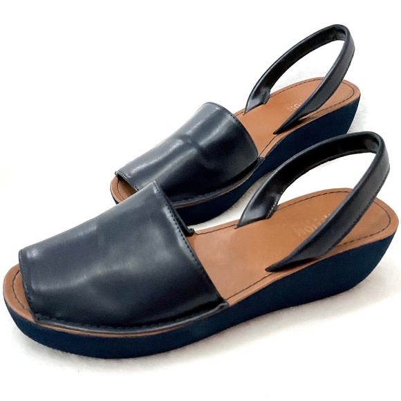 Navy Kenneth Cole REACTION Open Toe Comfort Slingback Platform Sandal sz 7 - Picture 1 of 13